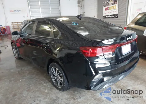 2022 Kia Forte Lxs из США, поврежденный, VIN 3KPF24AD8NE424781